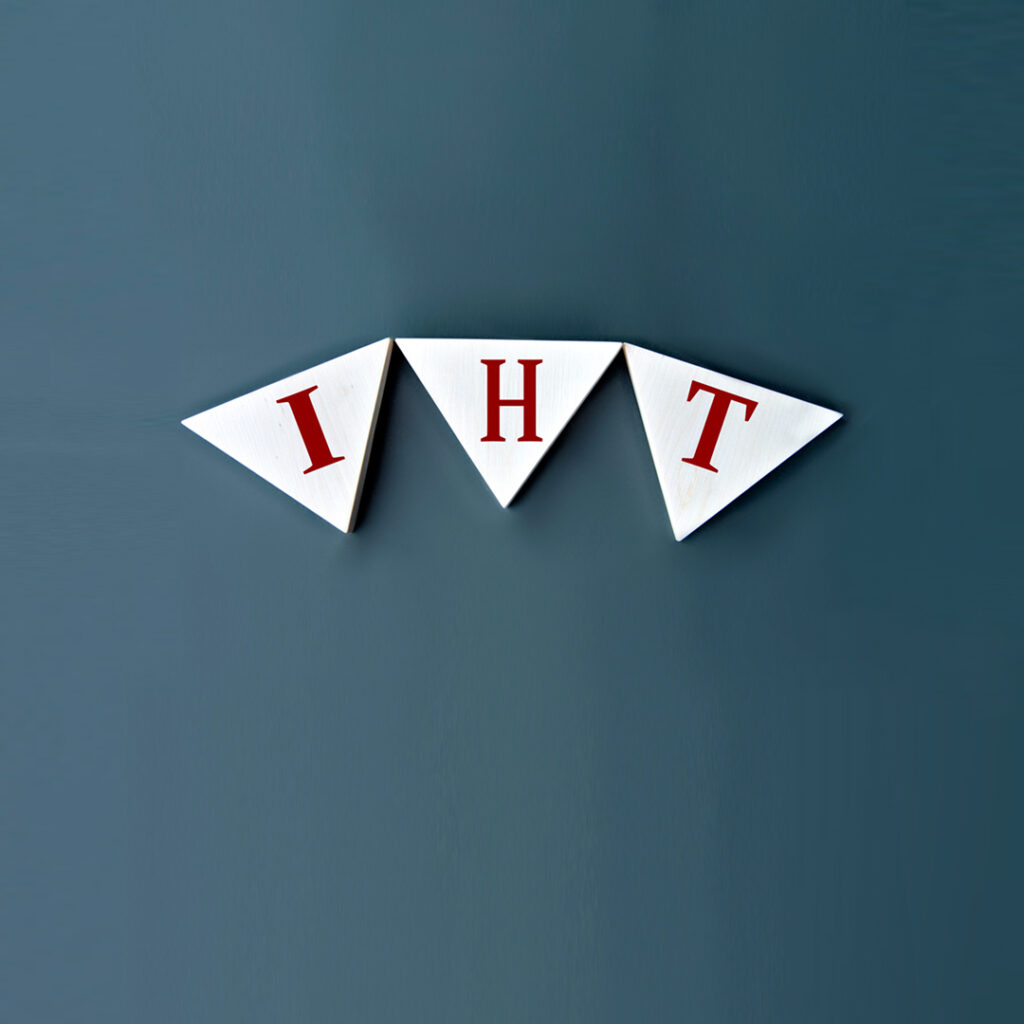 IHT Bunting